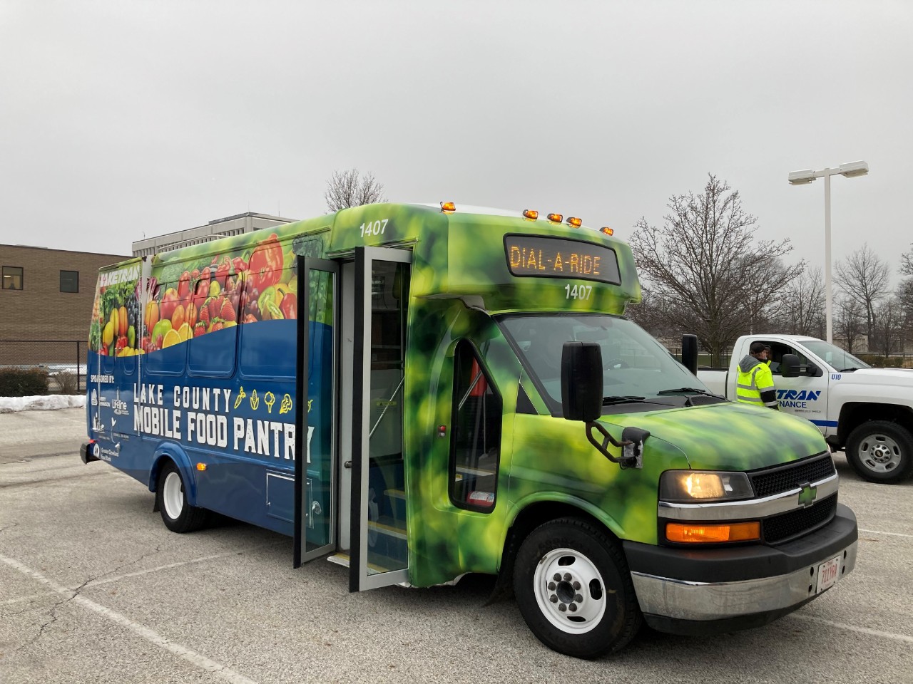 mobile-food-pantry